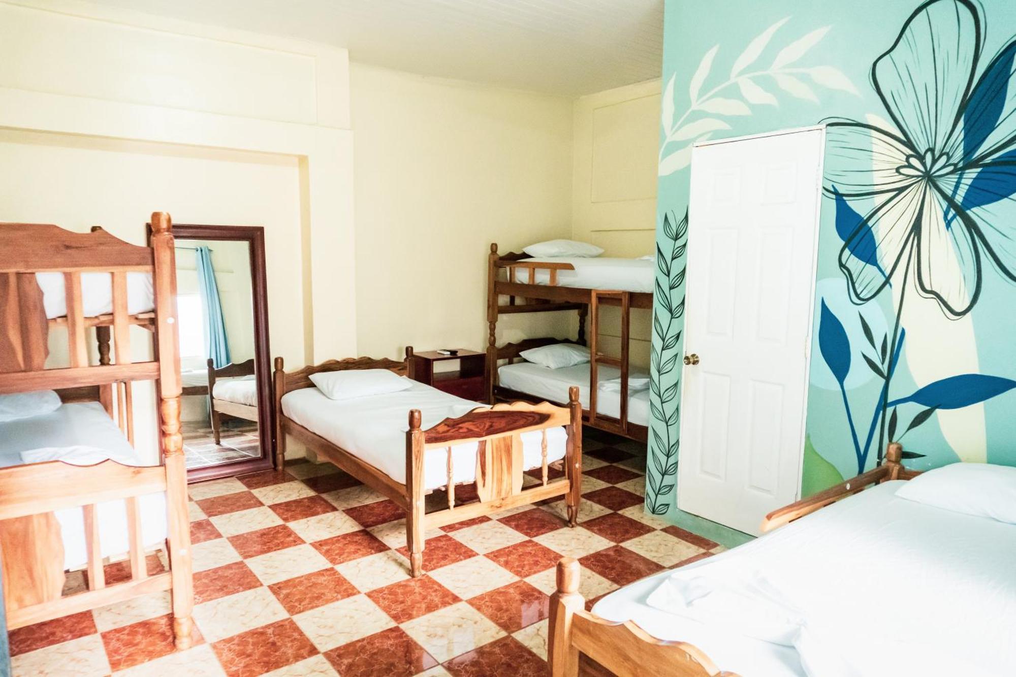 Hostal Eden Moyogalpa Luaran gambar