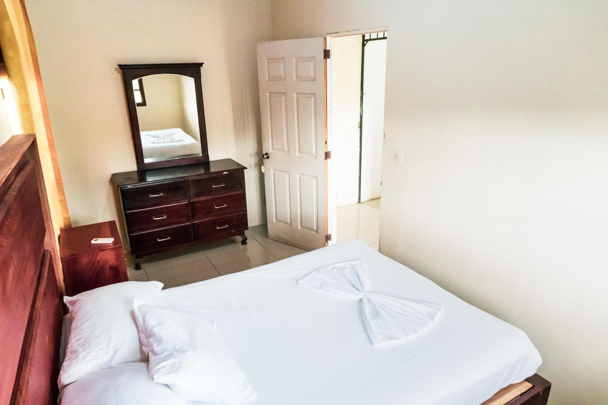 Hostal Eden Moyogalpa Luaran gambar