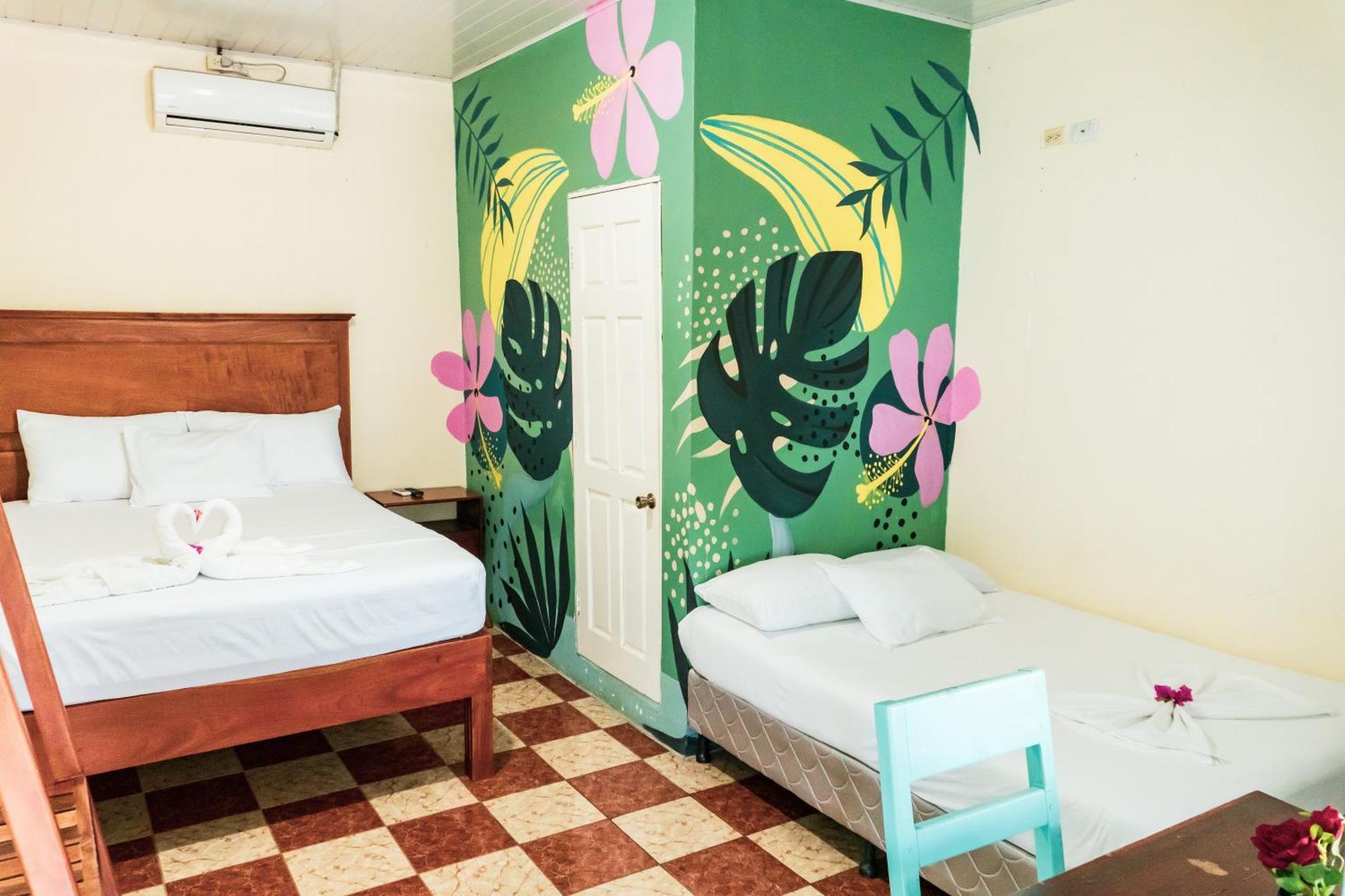 Hostal Eden Moyogalpa Luaran gambar