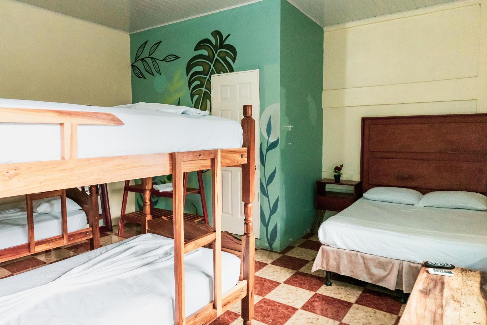 Hostal Eden Moyogalpa Luaran gambar