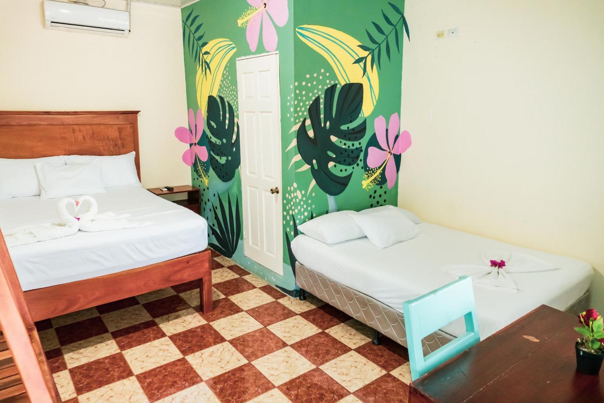 Hostal Eden Moyogalpa Luaran gambar