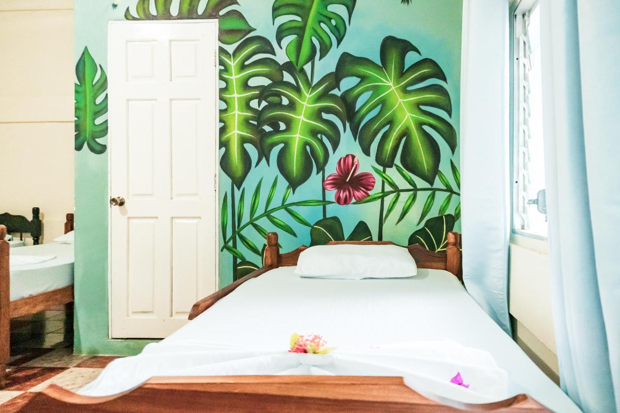 Hostal Eden Moyogalpa Luaran gambar
